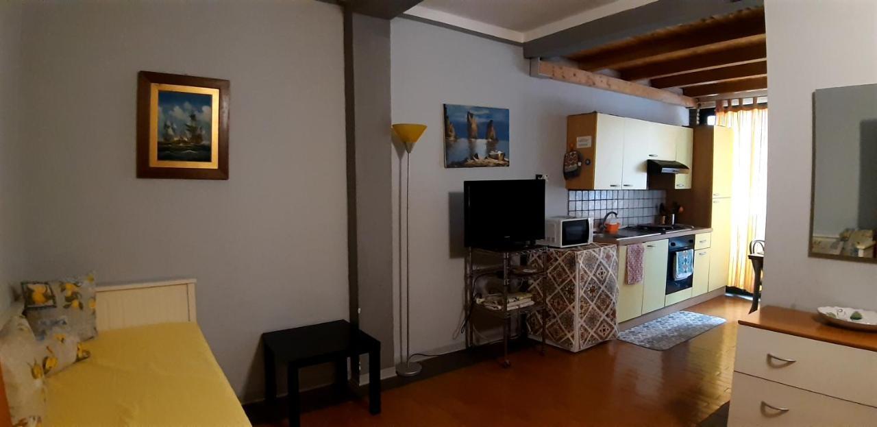 Apartment Trezza 아찌트라자 외부 사진
